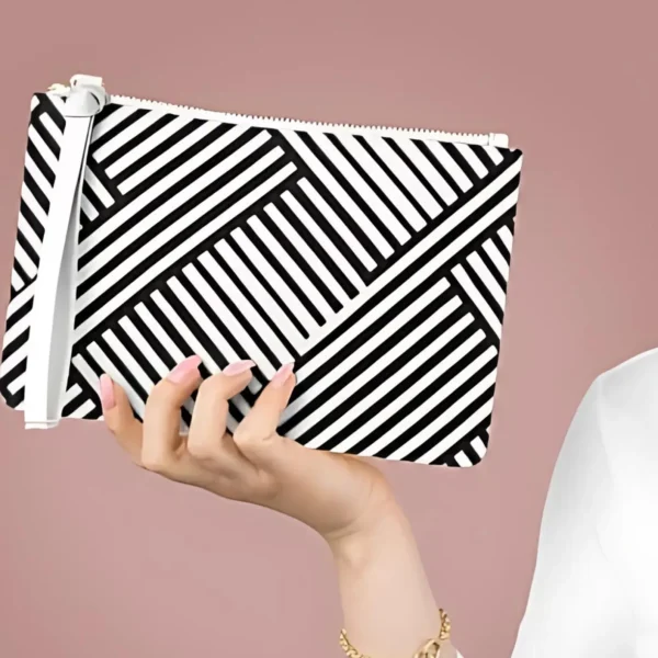 Black White Geometric Print Design - Feminine Purse Clutch Bag - Jaylorna